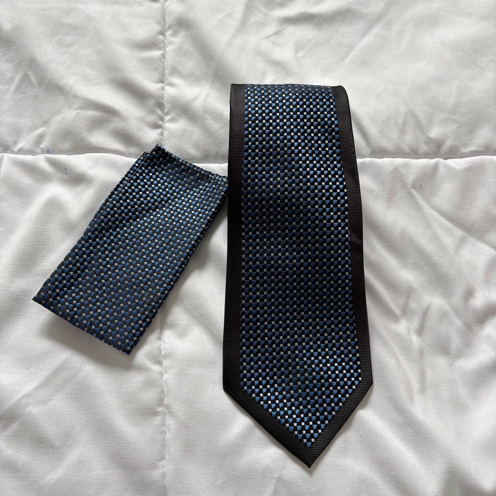 Piattelli Platinum Mens Tie and Pocket Square Set Navy Blue Black Micro Check